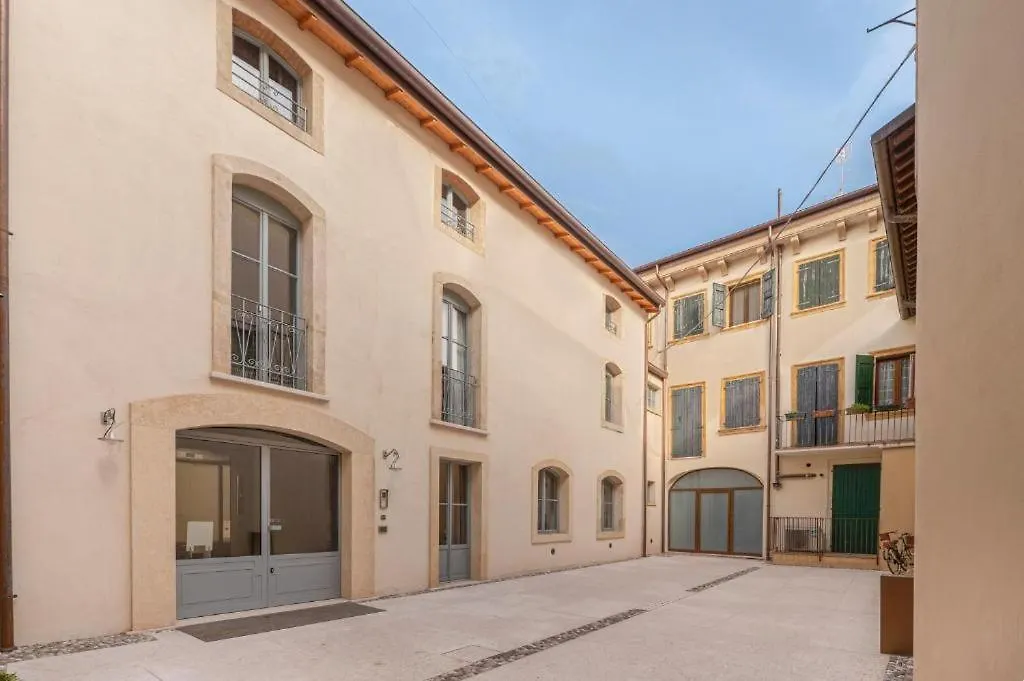 Apartmentsarena - Corte Degli Eremitani Verona Apartment