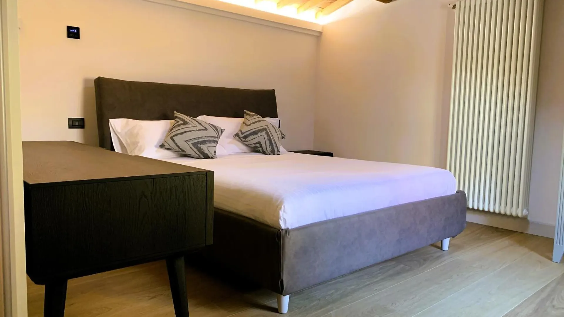 Apartmentsarena - Corte Degli Eremitani Verona 0*,  Italy